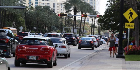 traffic-on-collins-avenue.jpeg